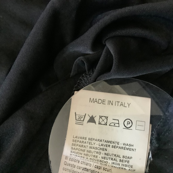 Seventy off the shoulder blouse - Picture 7 of 11